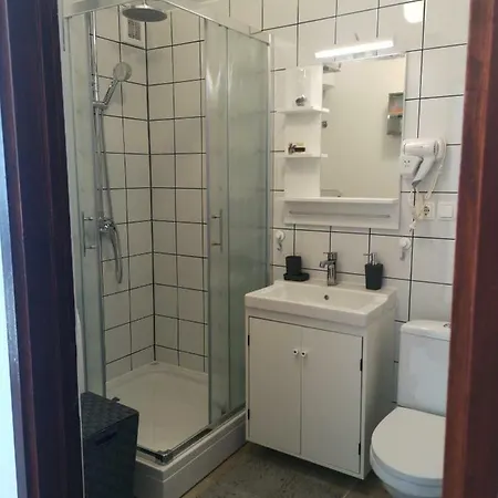 Apartman Studio Kod Ujevica Baska Voda Exterior photo